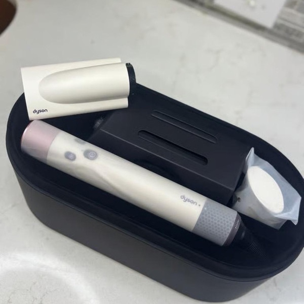 Dyson Airwrap Pink and Rose Gold -Brand New